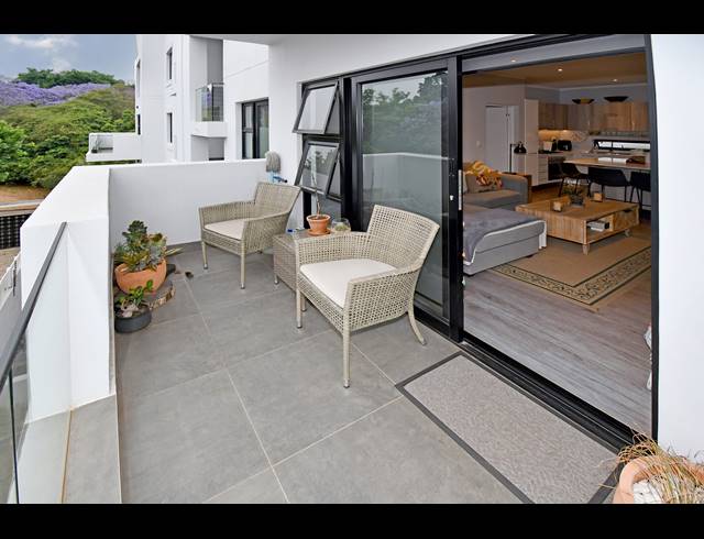 2 BEDROOM APARTMENT FOR SALE IN ROSEBANK